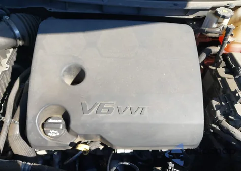 2018 Chevrolet Traverse Ls from USA, damaged, VIN 1GNEVFKW8JJ156107